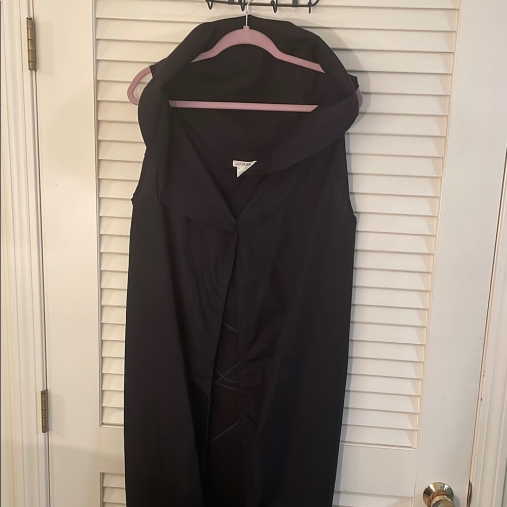 Luukaa Black Button Yolked Tan Abstract Swirl Design Long Tunic Sleeveless Vest